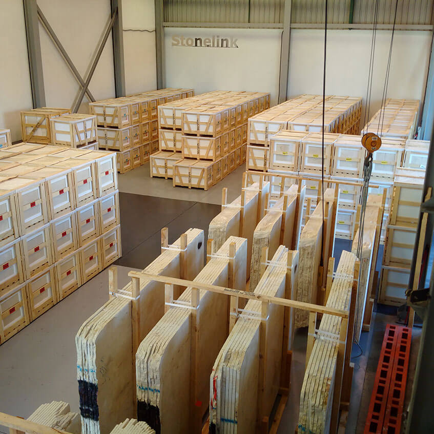 Almacén de Crema Marfil: Stock y garantías